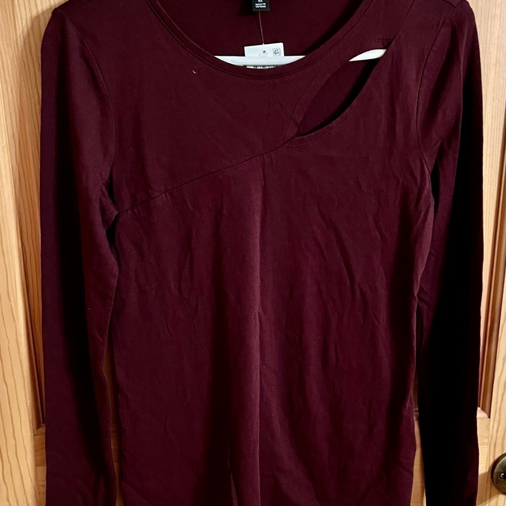 NWT INC International Concepts Burgundy Port Wine Cutout Long Sleeve Top XS